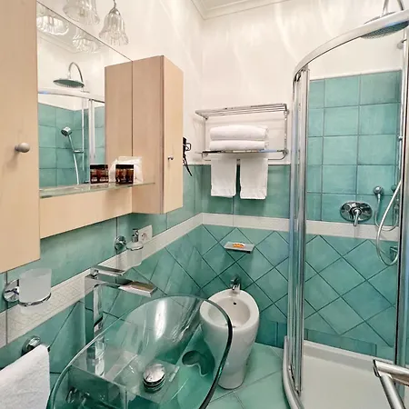 Casa Adelaide 게스트하우스 4*