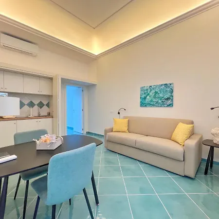 Casa Adelaide 卡普里