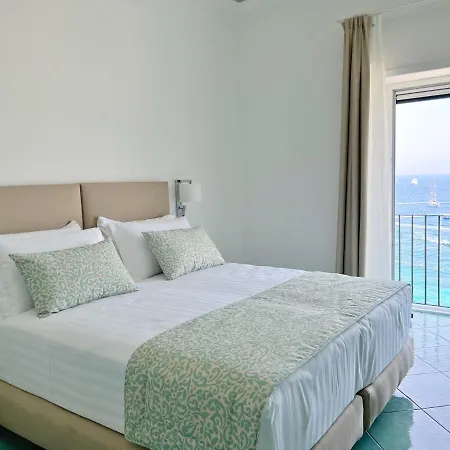 Casa Adelaide 卡普里