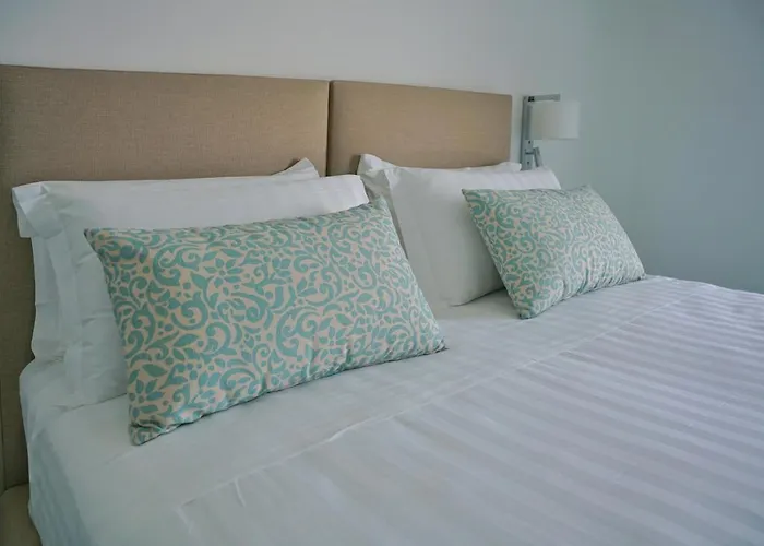 招待所 Casa Adelaide 4*