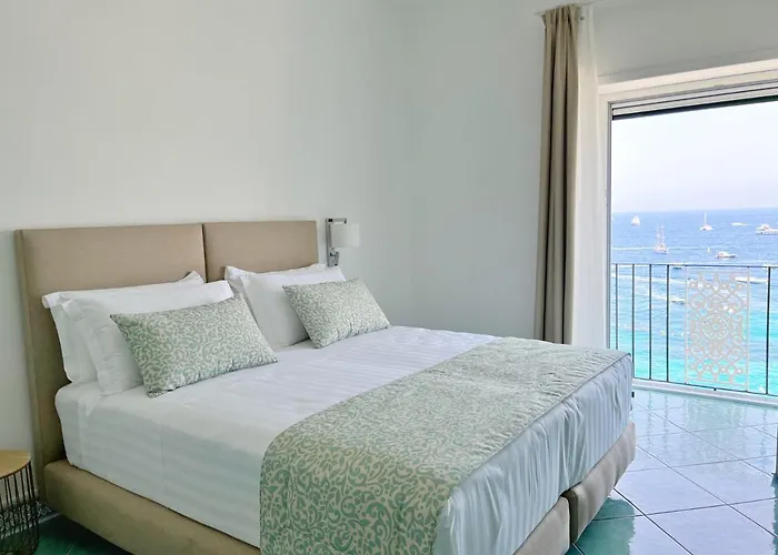 Casa Adelaide 卡普里